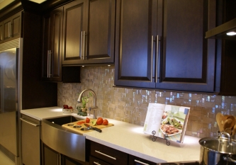 Sandslate & Glass with Almond Quartz