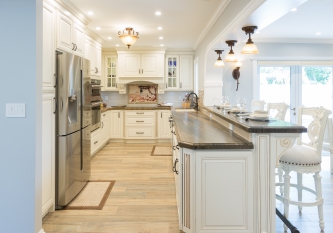 U Shaped Traditional Showplace Kitchen