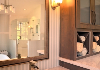 Showplace Wood Products Vanity