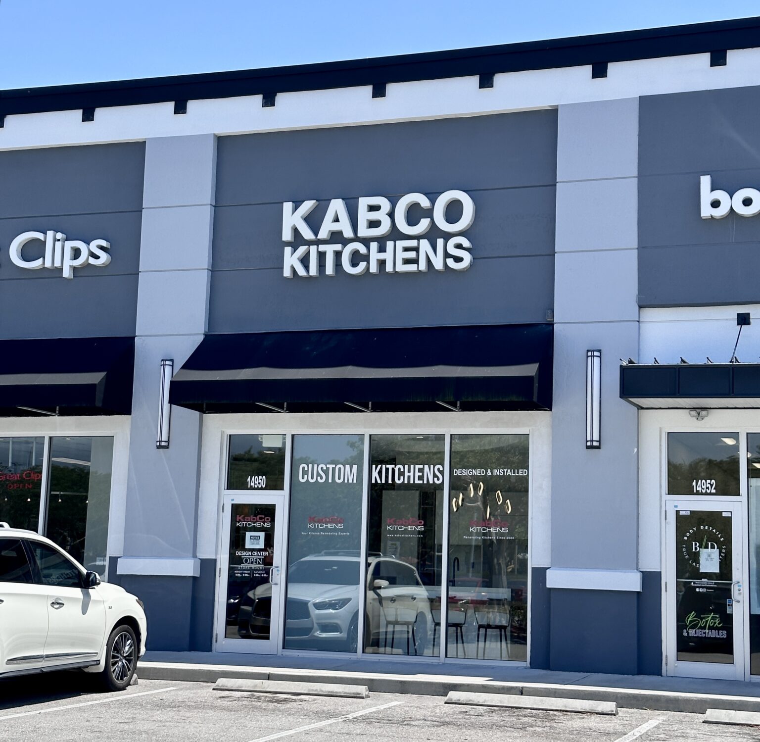 Kitchen remodeling & custom kitchen showroom in Pembroke Pines